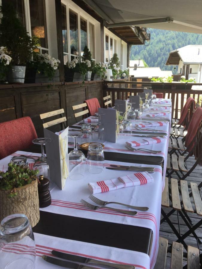Hotel Le Grand Chalet Favre เซนต์-ลุค ภายนอก รูปภาพ